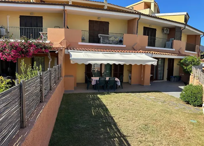 Beautiful With Swimming Pool Lägenhet Olbia