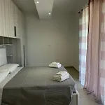 Beautiful With Swimming Pool דירה